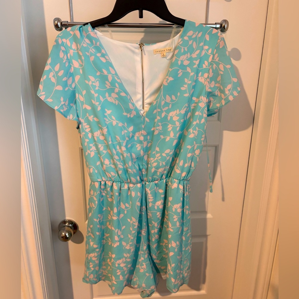Floral short romper new with tags